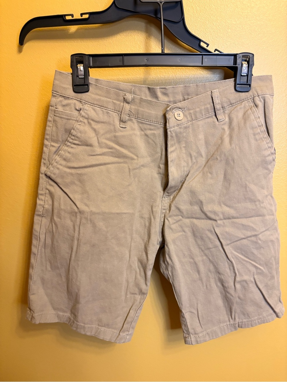 Galaxy By Harvic Men's Tan Flat Front Cotton Shorts